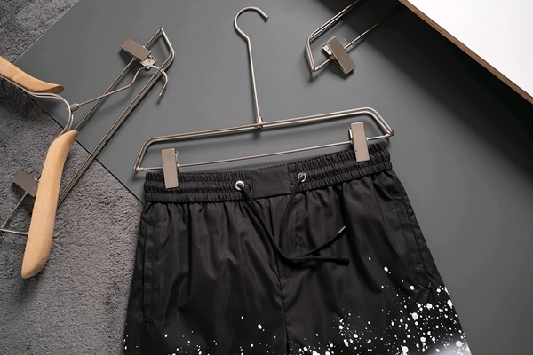 ブランドハーフパンツ側面デザイン